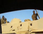 بالفيديو: قوات سودانية تزحف باتجاه المخا جنوب اليمن