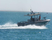 “حرس الحدود” ينقذ أربعة أشخاص تعطل قاربهم في عرض البحر