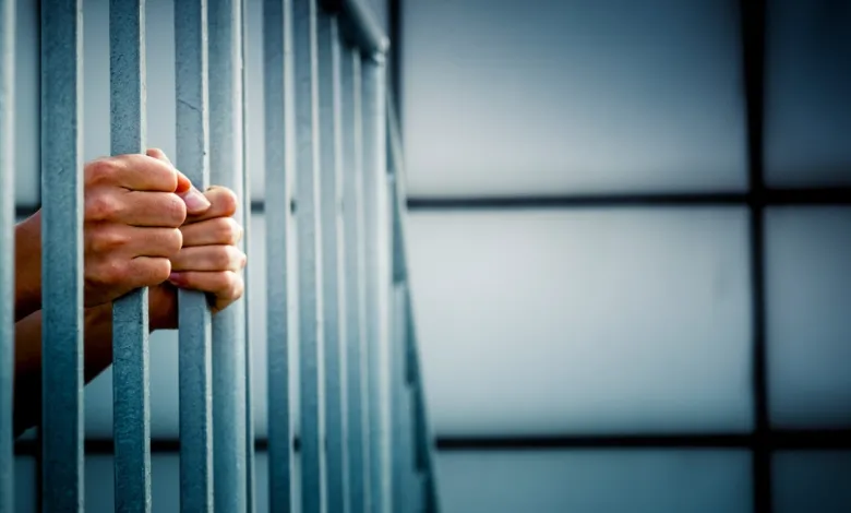 النيابة: سجن “عام” لمستفيد الضمان دون حق
