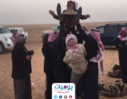 صور: سعودي يضرب أروع مثل في التضحية والوفاء لصديقه