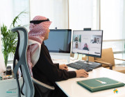 الفرق بين التحول والتخصيص المتعلقين بآلية نقل الموظفين السعوديين إلى القطاعات المستهدفة