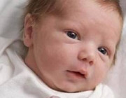 نصائح هامة للعناية بالطفل حديث الولادة .. التفاصيل هنا !!