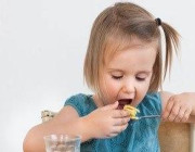 هذه الأطعمة تؤثر سلبًا على تركيز طفلك .. التفاصيل هنا !!