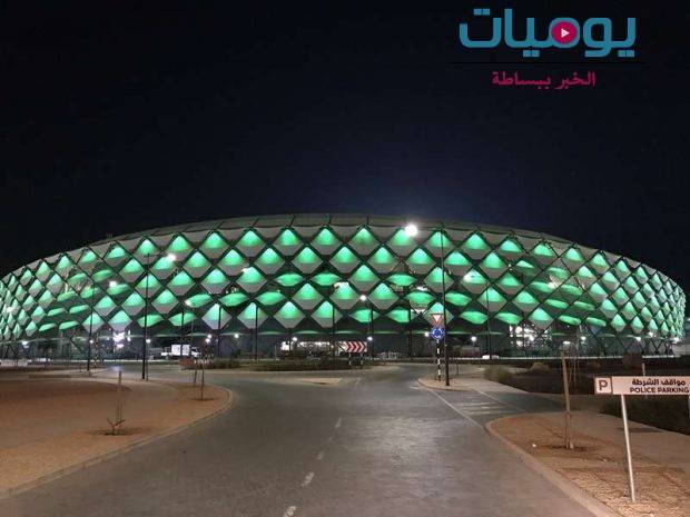 صور: معالم الإمارات ومنشآتها الرياضية تتزين باللون الأخضر السعودي