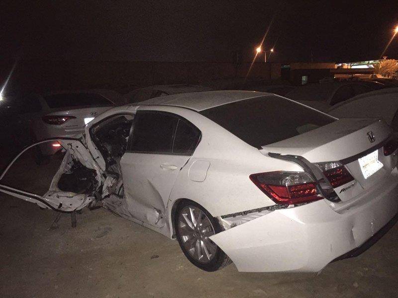 صور: مواطن يطارد سيارة عائلة ويتسبب في حادث يدخلهم العناية المركزة بالرياض