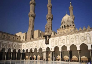 “مصر” تقرر غلق جميع المساجد لمدة أسبوعين احترازياً