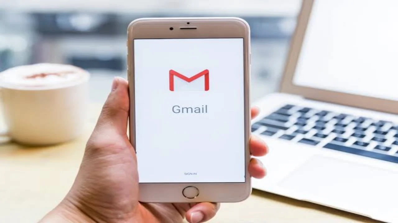 رسالة تتسبب في اختراق تطبيقات Gmail وOutlook .. التفاصيل هنا !!