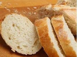 الإفراط في تناول الخبز الأبيض يسبب هذه الأمراض .. التفاصيل هنا !!