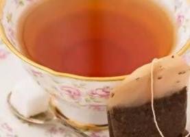 تعرف على الآثار الجانبية لتناول الشاي على معدة فارغة .. التفاصيل هنا !!