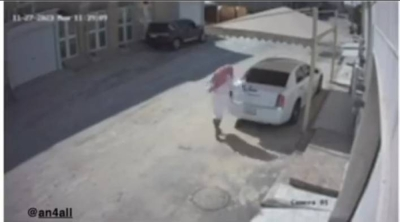 شاب سعودي يتعرض للدغة ثعبان أثناء خروجه من منزله