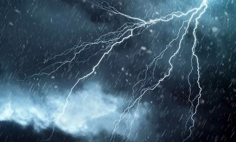 طقس السبت.. “الأرصاد”: هطولُ أمطارٍ رعديّة على 8 مناطق