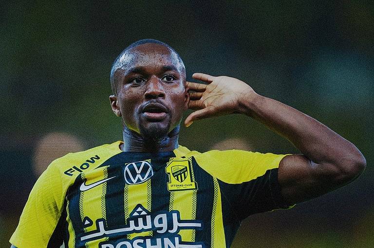 هدف لاعب الاتحاد “موسى ديابي” يحصد جائزة الهدف الأجمل بالجولة الـ33